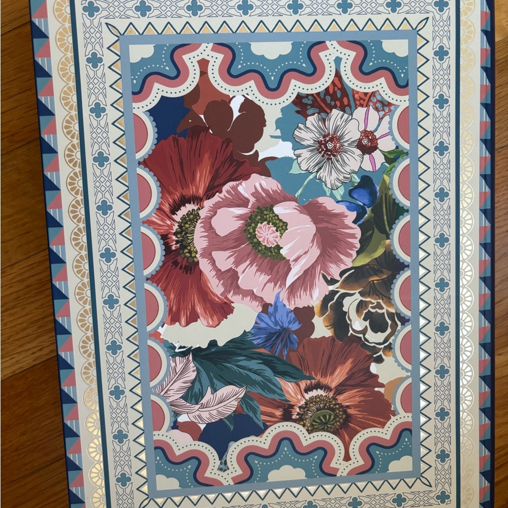 Punch Studio Keepsake Nesting Book Box The Art of Flowers 28500 Medium Gold Foil